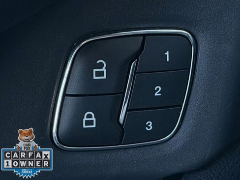 Used 2024 Ford Expedition Max XLT image 27