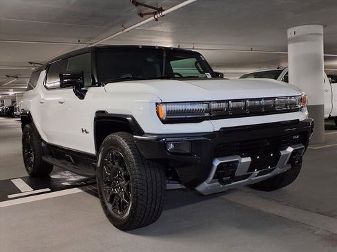 Used 2026 GMC Hummer EV SUV image 3