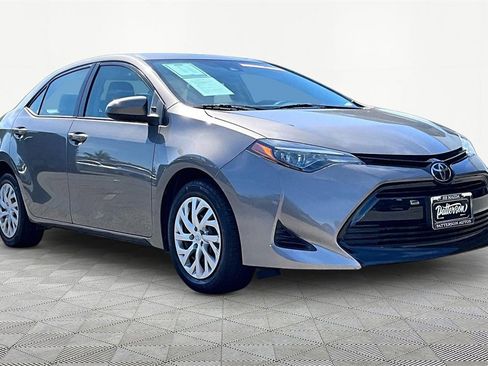 Used 2019 Toyota Corolla LE image 7