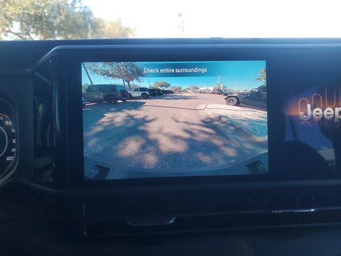 New 2026 Jeep Gladiator Sport image 15