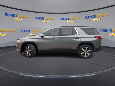 Used 2020 Chevrolet Traverse LT w/ LT Premium Package AWD/4WD image 8