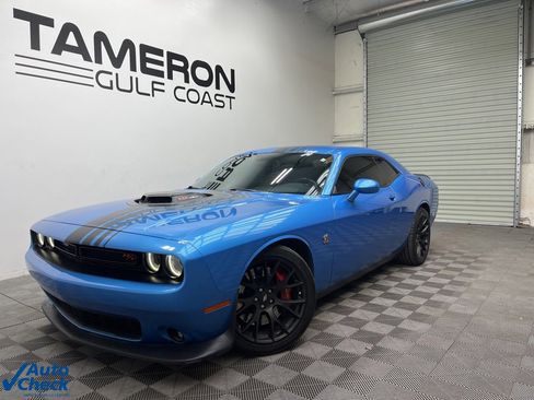 Used 2018 Dodge Challenger R/T Scat Pack image 2