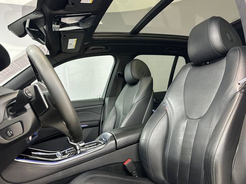 Used 2020 BMW X5 sDrive40i w/ M Sport Package RWD image 5