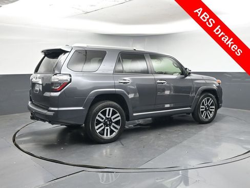 Used 2016 Toyota 4Runner Limited image 5