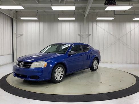 Used 2012 Dodge Avenger SE image 4