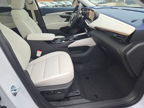 New 2026 Buick Envision Avenir image 7