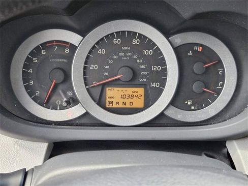 Used 2012 Toyota RAV4 FWD image 19