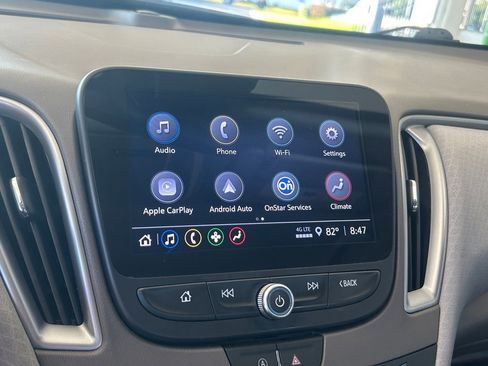 Used 2025 Chevrolet Malibu LT image 12