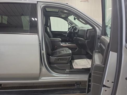 Used 2025 Chevrolet Silverado 3500 LTZ w/ LTZ Plus Package AWD/4WD image 32