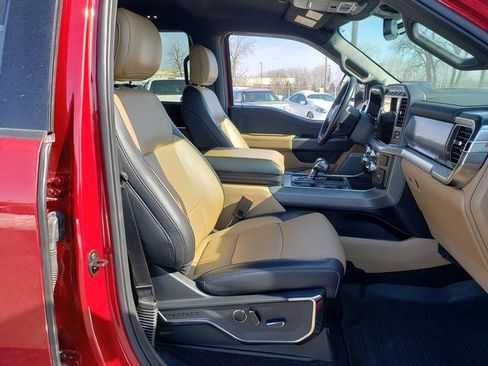 Used 2021 Ford F150 Lariat w/ Max Trailer Tow Package image 19