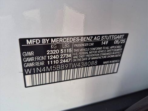 Used 2026 Mercedes-Benz GLB 35 AMG 4MATIC image 16