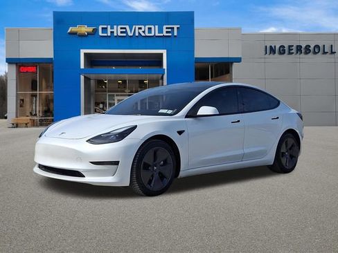 Used 2023 Tesla Model 3 Standard Range RWD image 32
