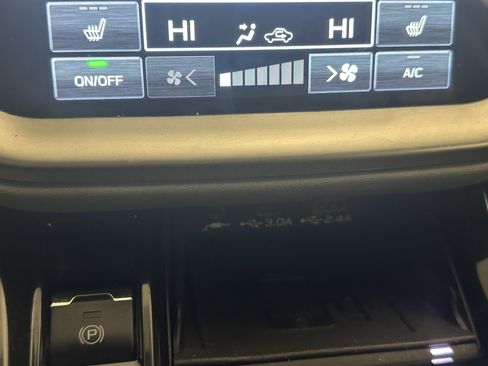 Used 2023 Subaru Outback Limited image 31