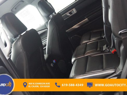 Used 2022 Ford Explorer XLT w/ Equipment Group 202A RWD image 14