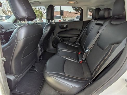 Used 2020 Jeep Compass Latitude image 15