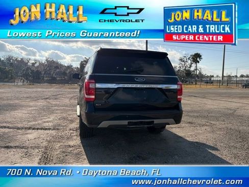 Used 2021 Ford Expedition XLT image 9