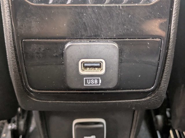 Used 2025 Jeep Compass Limited AWD/4WD image 14