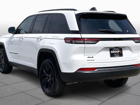 New 2026 Jeep Grand Cherokee Altitude AWD/4WD image 12