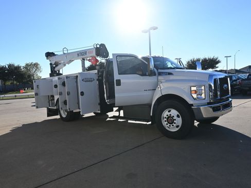 New 2026 Ford F750 2WD SuperCab Super Duty image 35