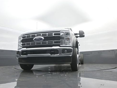 New 2026 Ford F450 XL w/ XL Chrome Package image 31