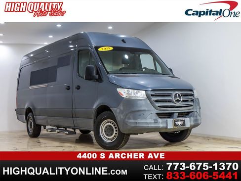 Used 2019 Mercedes-Benz Sprinter 170 image 1