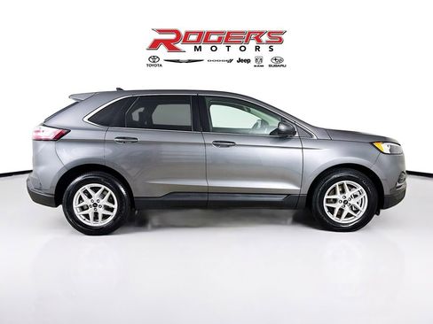 Used 2024 Ford Edge SEL image 8