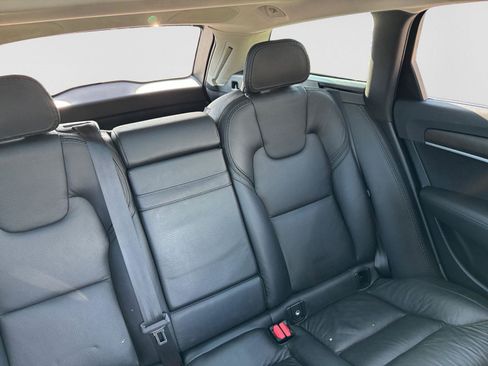 Used 2020 Volvo V90 T6 Cross Country AWD/4WD image 18