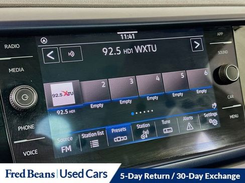 Used 2023 Volkswagen Taos SE w/ Panoramic Sunroof Package AWD/4WD image 15