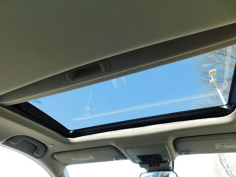 Used 2025 Honda Accord SE image 6