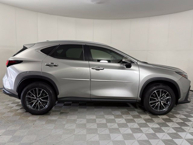 Used 2025 Lexus NX 250 FWD w/ Accessory Package (P2) image 10