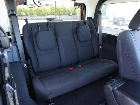 Used 2020 Jeep Wrangler Sport AWD/4WD image 27