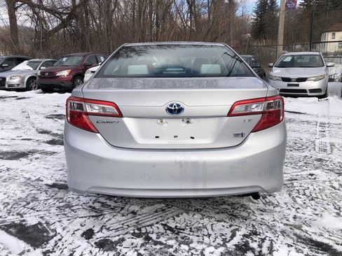 Used 2012 Toyota Camry LE image 6
