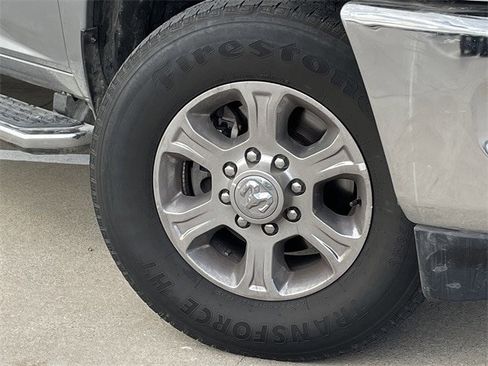 Used 2024 RAM 2500 Big Horn image 10