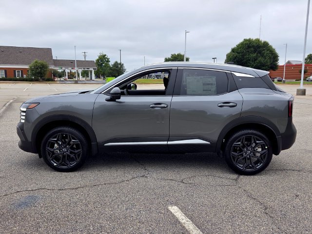 New 2027 Nissan Kicks SR w/ Cold Weather Package FWD image 4