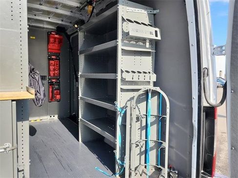 Used 2022 Mercedes-Benz Sprinter 2500 image 9