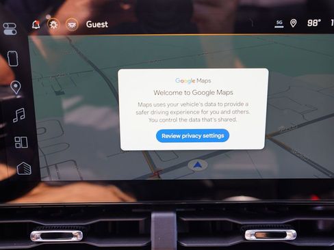 New 2026 Chevrolet Equinox LT w/ Safety and Technology Package image 13
