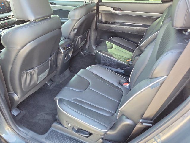 Used 2024 Hyundai Palisade SEL FWD image 25