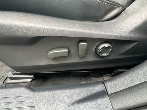 Used 2024 Subaru Outback Limited XT AWD/4WD image 25