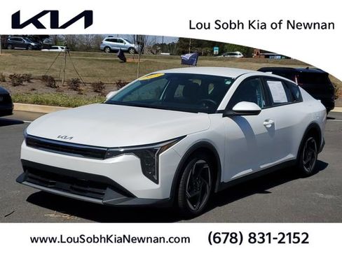Certified 2025 Kia K4 EX image 1