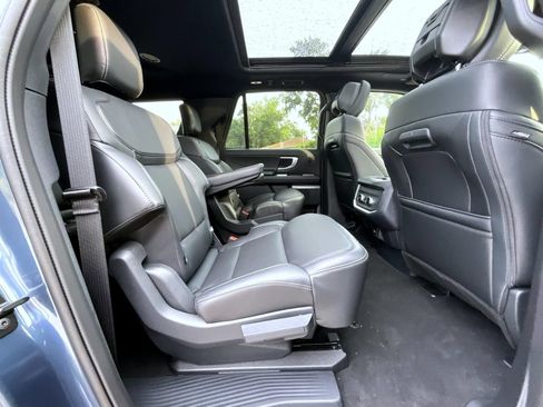 New 2027 Ford Expedition Max Platinum w/ Stealth Appearance Package AWD/4WD image 23