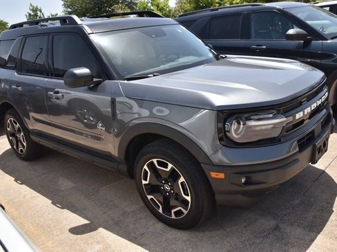 Used 2023 Ford Bronco Sport Outer Banks w/ Tech Package AWD/4WD image 5