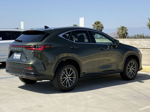 Used 2026 Lexus NX 350 AWD image 11