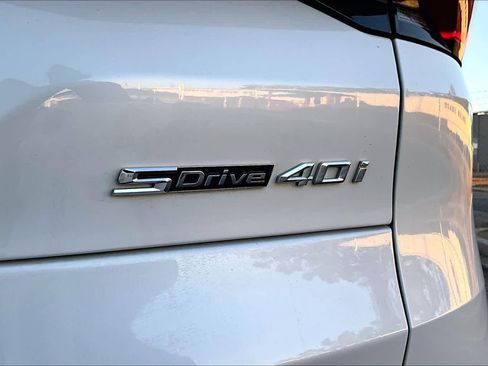 Used 2025 BMW X5 sDrive40i w/ Premium Package image 9