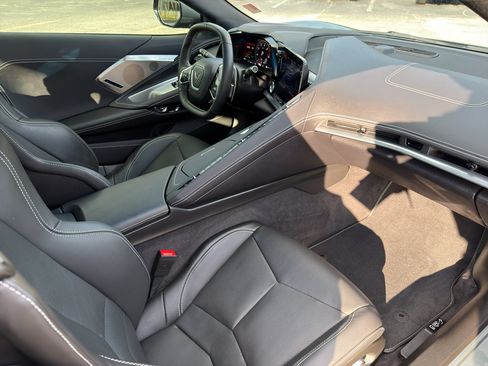 Used 2023 Chevrolet Corvette Stingray Preferred Cpe w/ 2LT RWD image 16