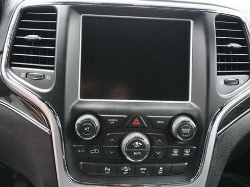 Used 2015 Jeep Grand Cherokee High Altitude AWD/4WD image 19