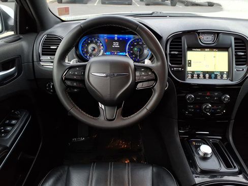 Used 2023 Chrysler 300 S image 18