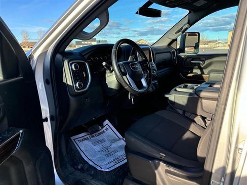 Used 2022 GMC Sierra 2500 SLE image 9