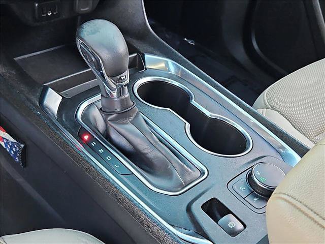 Used 2022 Chevrolet Traverse LS FWD image 12