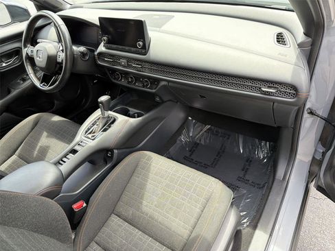 Used 2023 Honda HR-V Sport image 13
