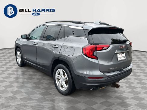 Used 2018 GMC Terrain SLE w/ Driver Convenience Package FWD image 9